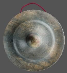 Chiêng bằng đồng cỡ lớn