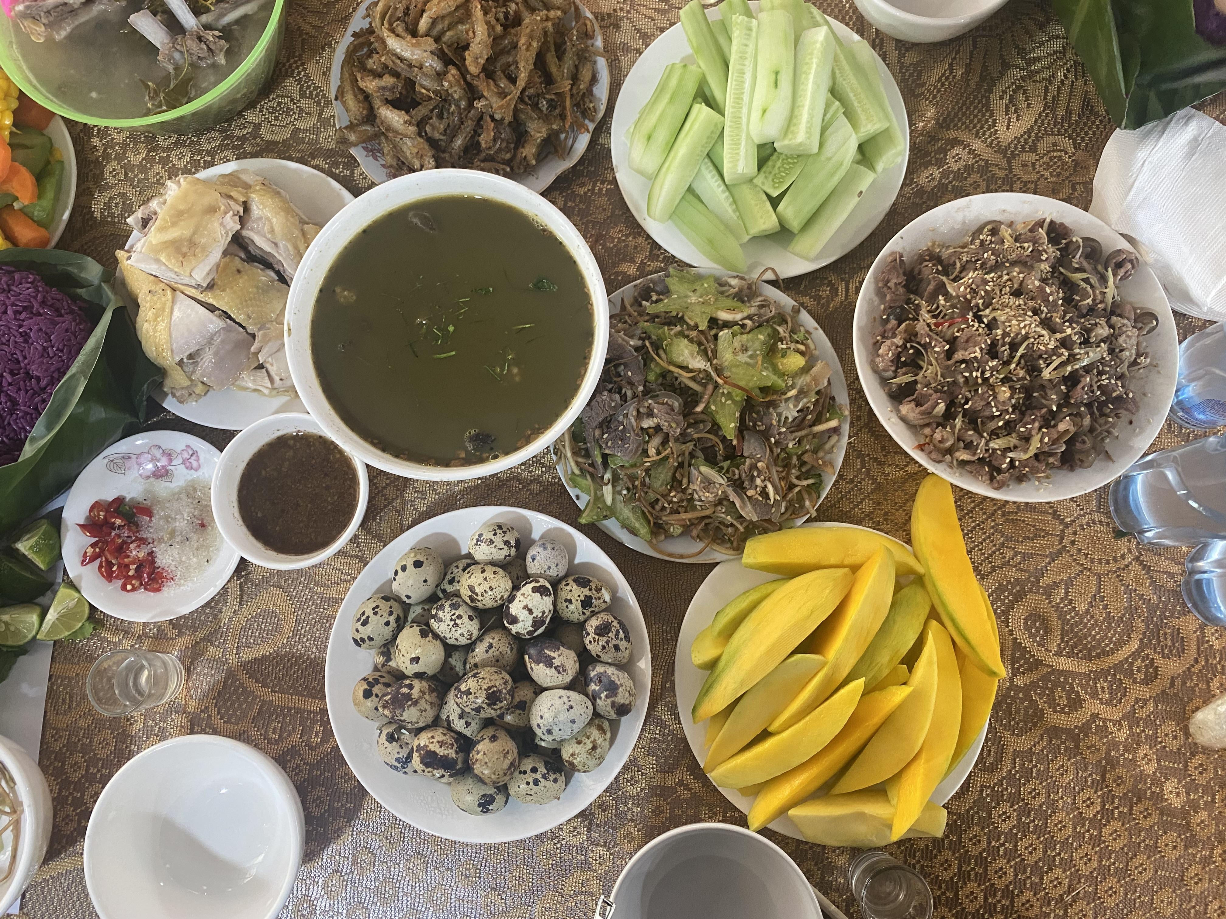 Bữa ăn thường ngày của người Si La