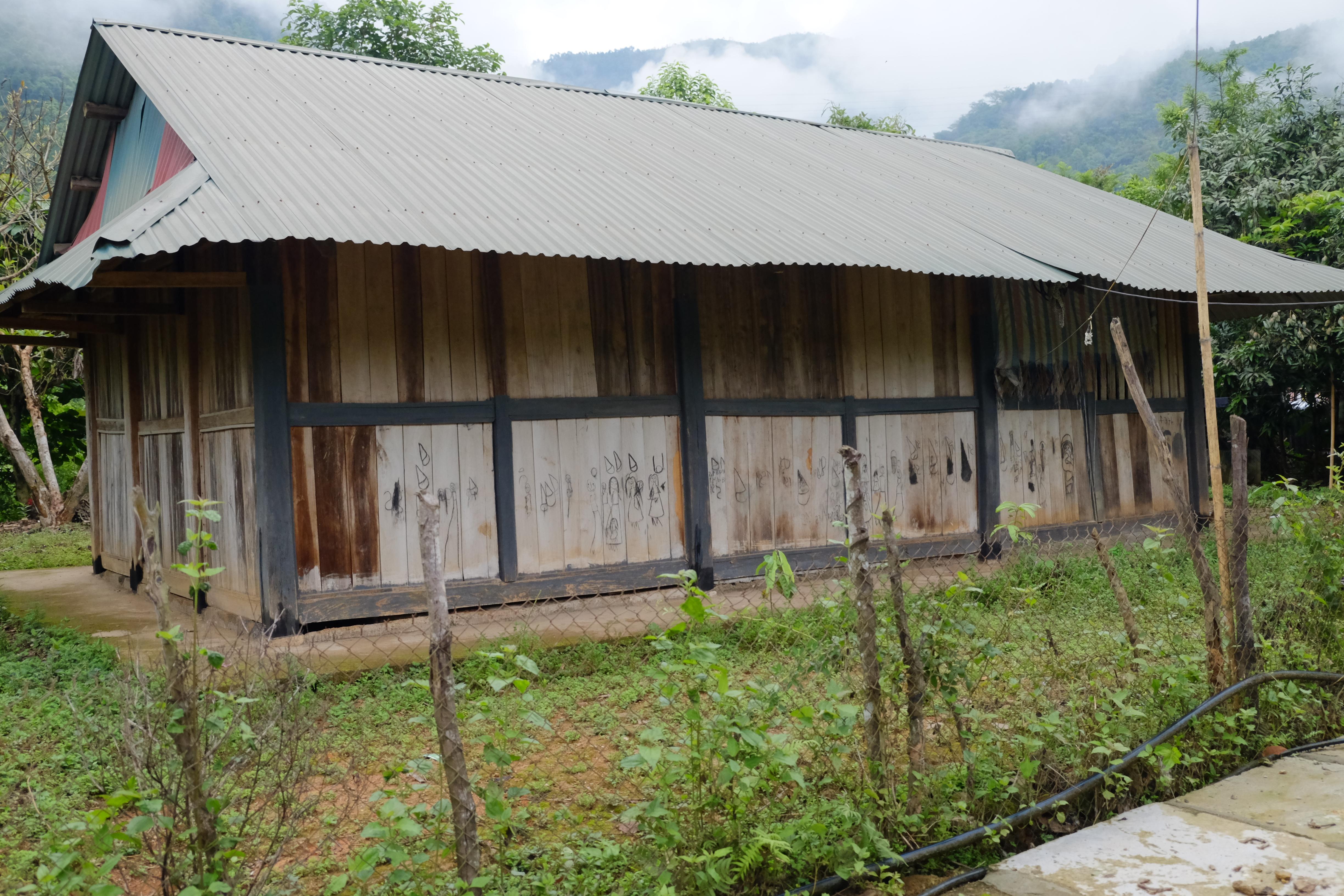 Nhà ở của người Si La