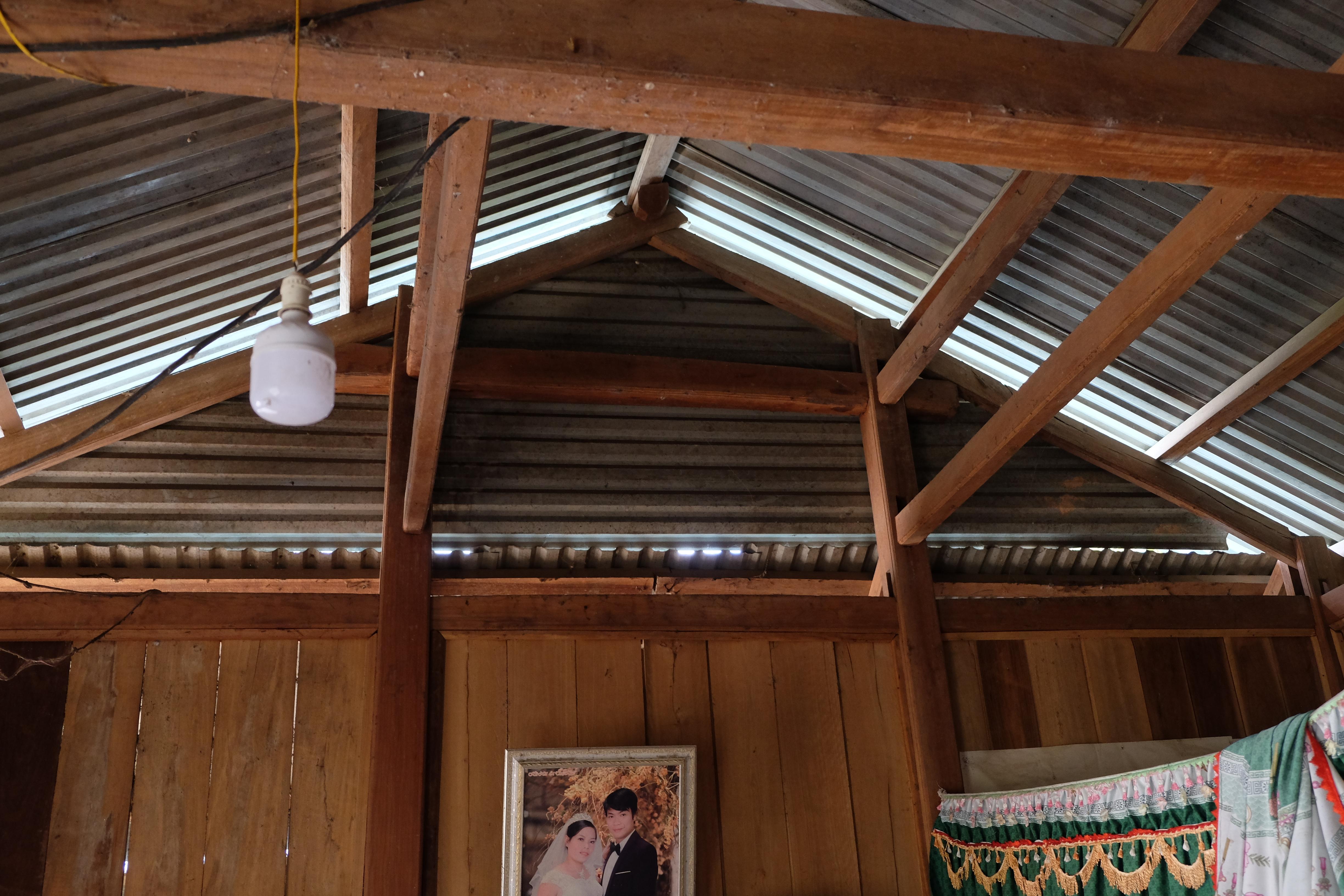 Trần nhà bên trong