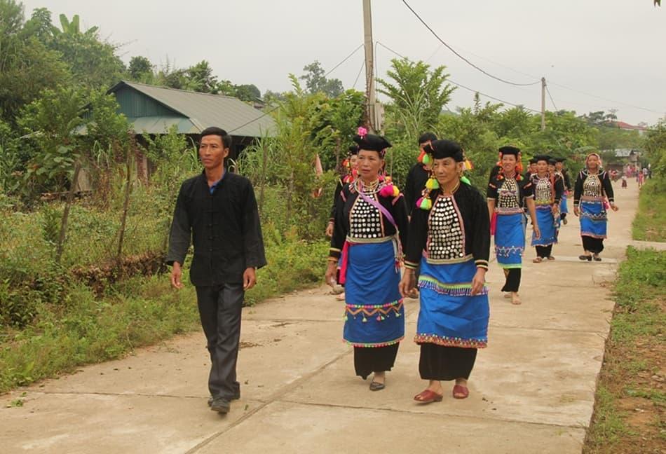 Đồng bào Si La Đồng bào Si La