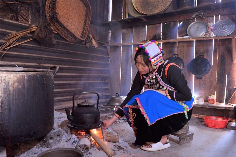 Phong tục của người dân Si La Phong tục của người dân Si La