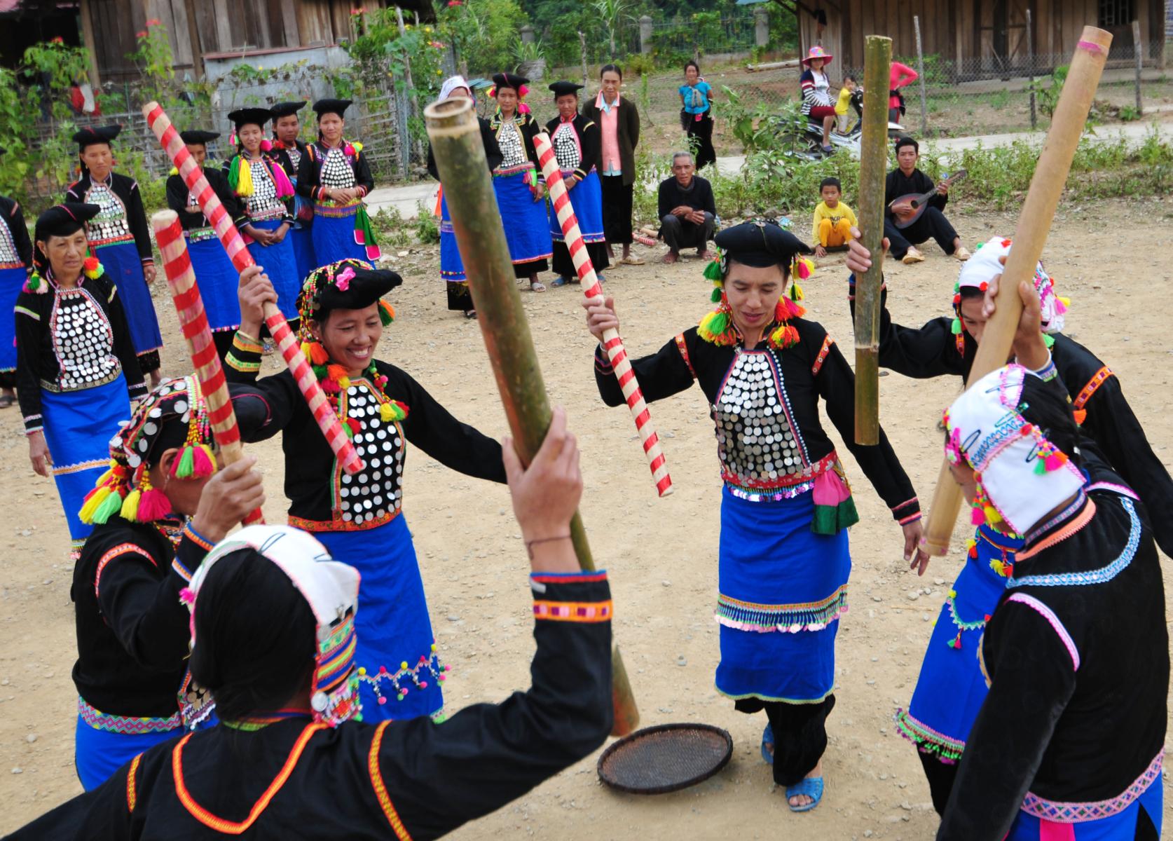 Dân ca của người Si La (Sắc màu dân tộc) - Báo Nhân dân Dân ca của người Si La (Sắc màu dân tộc) - Báo Nhân dân